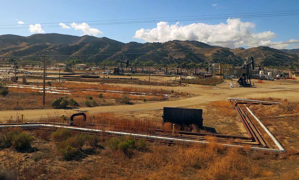 San Ardo Oil Field from Coast Starlight