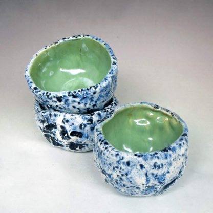 Henpecked Bowl in Jade